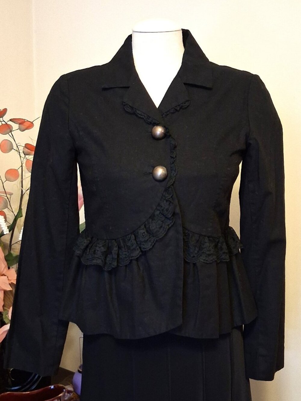 NWOT Chic mac & jac Unique Lace Design Black Lined Blazer Well Tailored Jacket 6